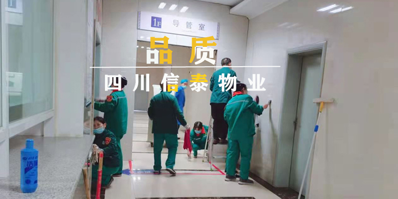 春風(fēng)里，你是纖塵不染的天使